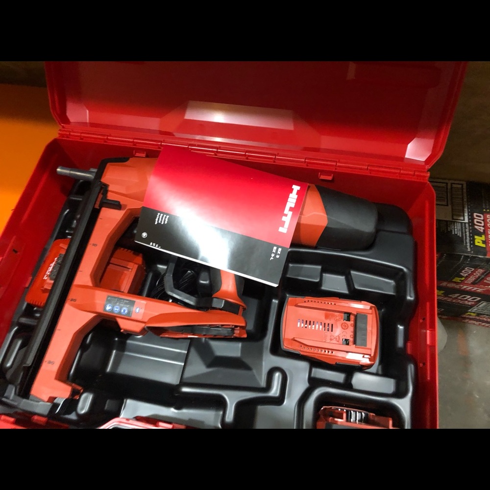Hilti Bx-3 high powered nail gun